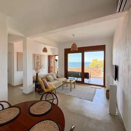 דירה View *